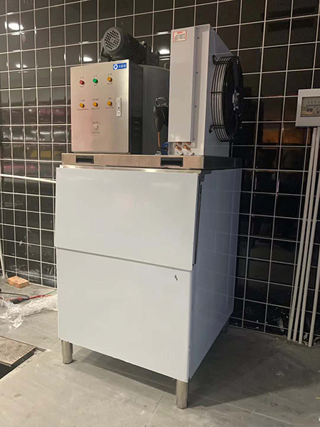 1-220G3104430416.jpg