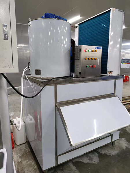 1-220G3094G0161.jpg